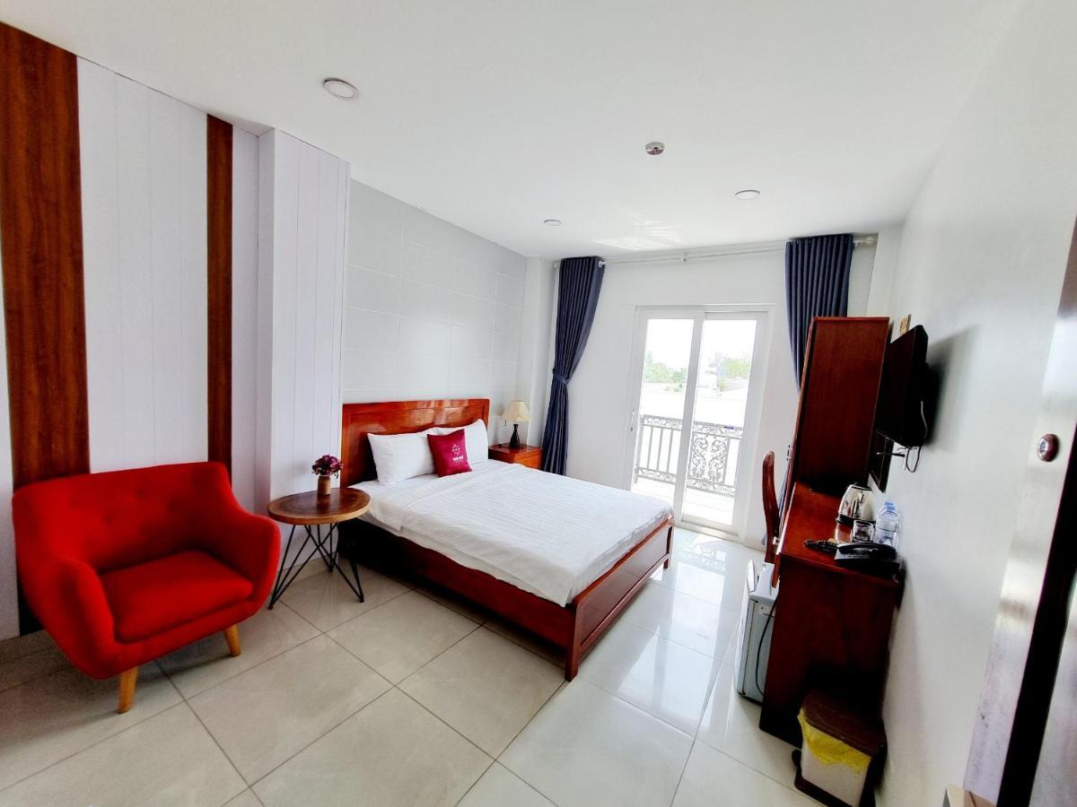 Minh Khue Hotel Vinh Long Bagian luar foto
