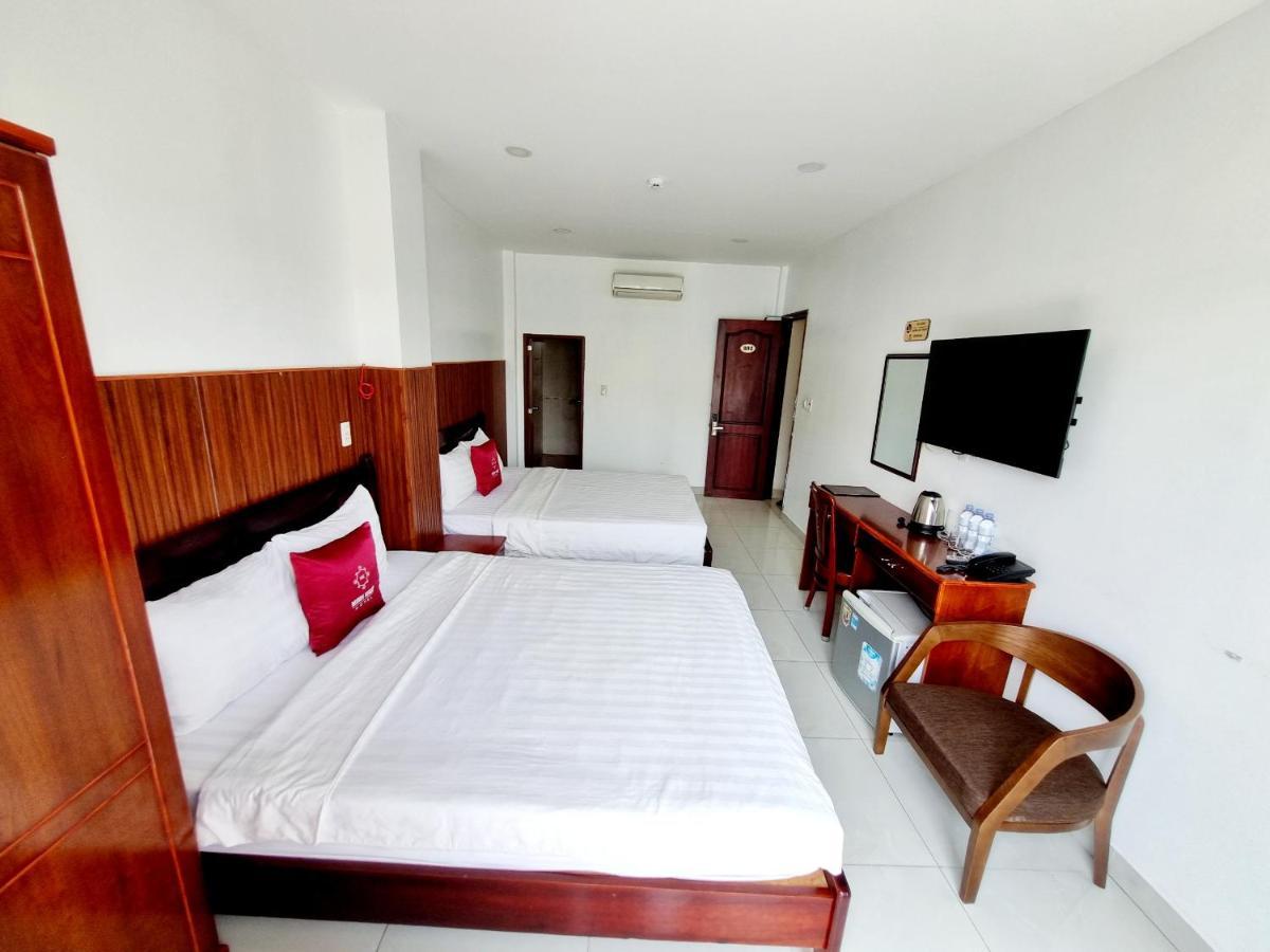 Minh Khue Hotel Vinh Long Bagian luar foto