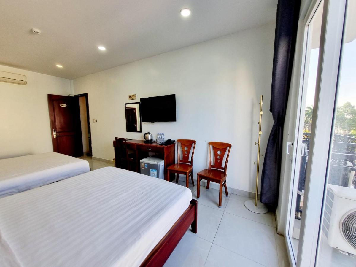 Minh Khue Hotel Vinh Long Bagian luar foto