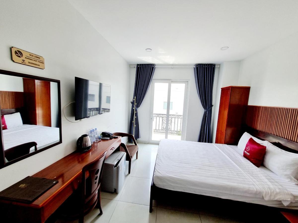 Minh Khue Hotel Vinh Long Bagian luar foto