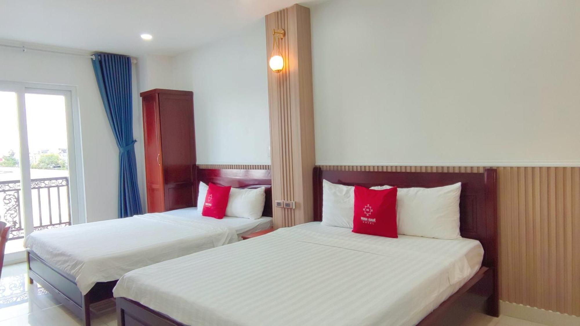 Minh Khue Hotel Vinh Long Bagian luar foto