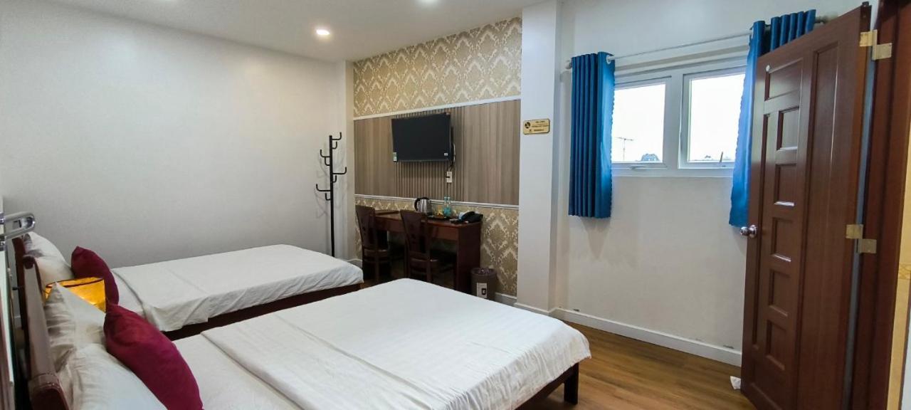 Minh Khue Hotel Vinh Long Bagian luar foto