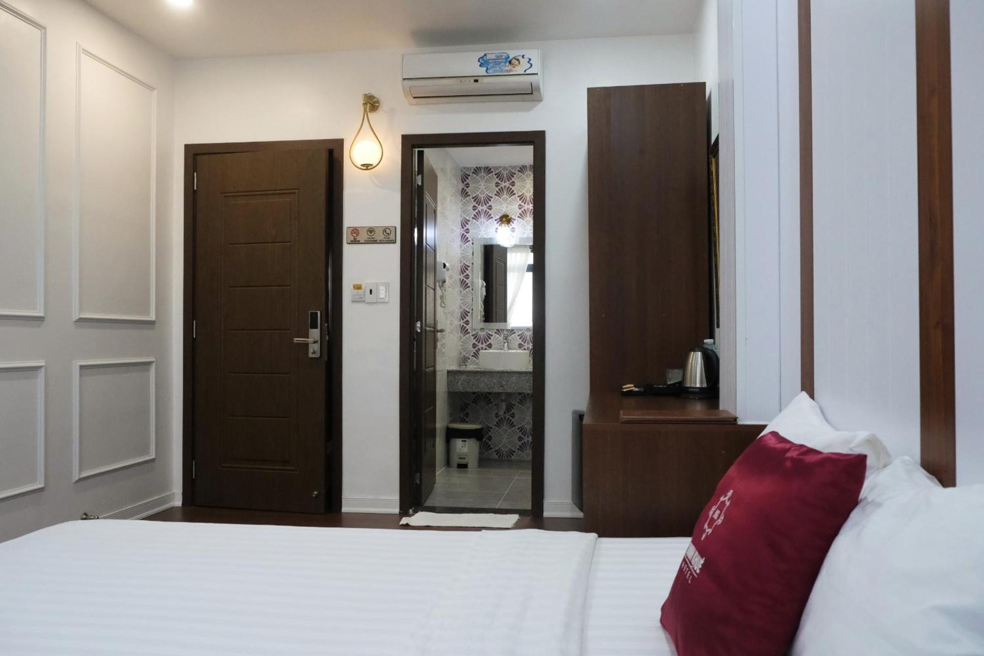 Minh Khue Hotel Vinh Long Bagian luar foto